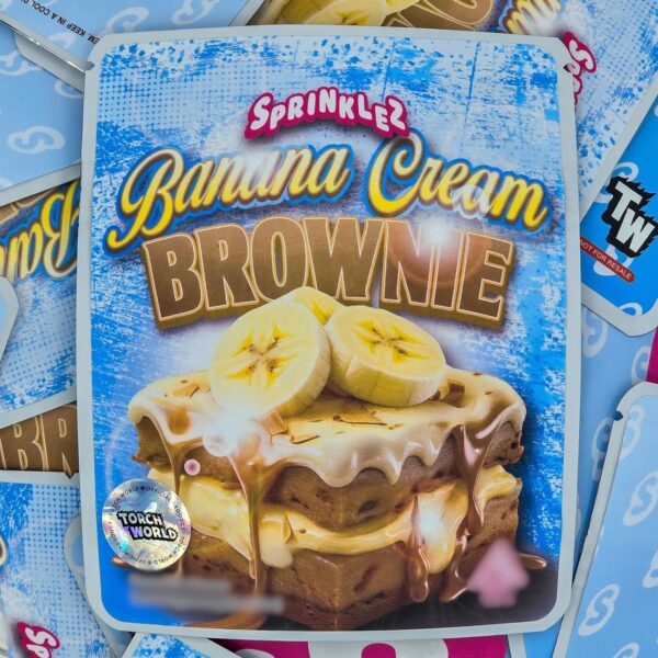 sprinklez banana cream brownie